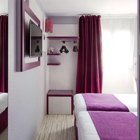 Hotel Kyriad Sud 3*